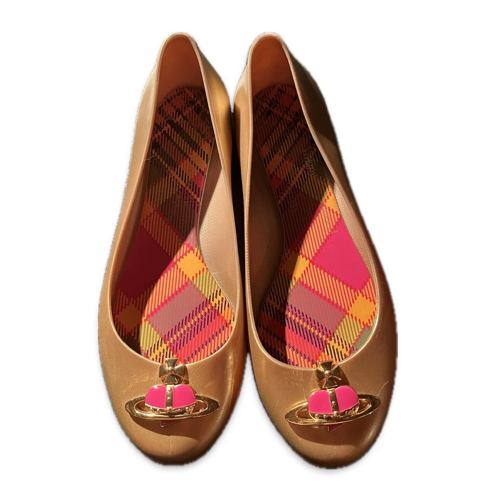 Vivienne Westwood ballet flats w/hot pink Saturn Orb Detail, Nearly New!